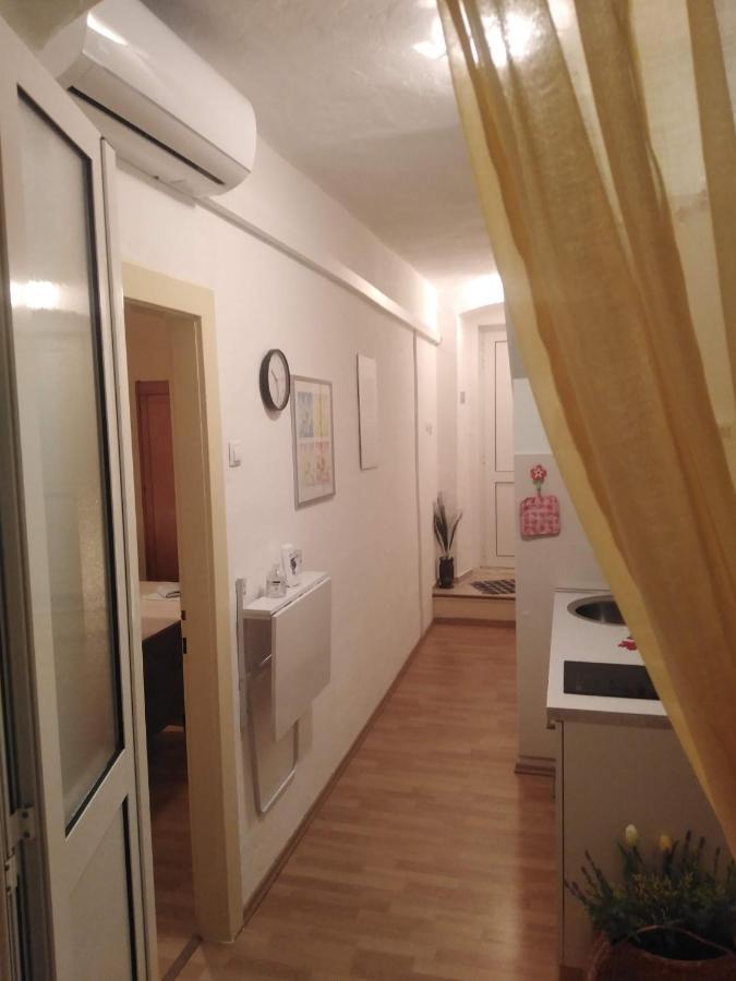 Apartment Nada Povlja  Exterior photo